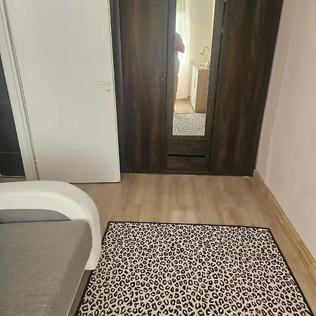 Laeva Apartment *